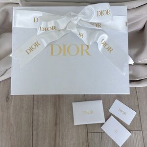 DIOR GIFT BOX & LUXURIOUS DIOR RIBBON